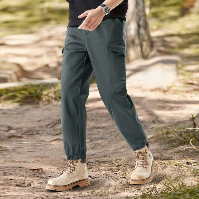  骆驼服饰休闲裤