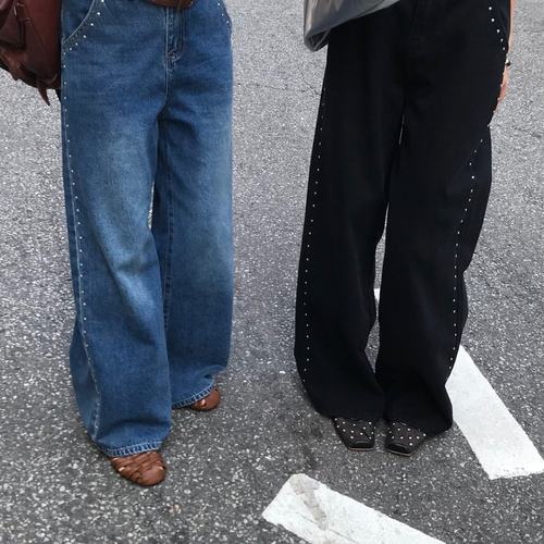 现货 重金属撞钉马骝装饰牛仔裤 - 图1