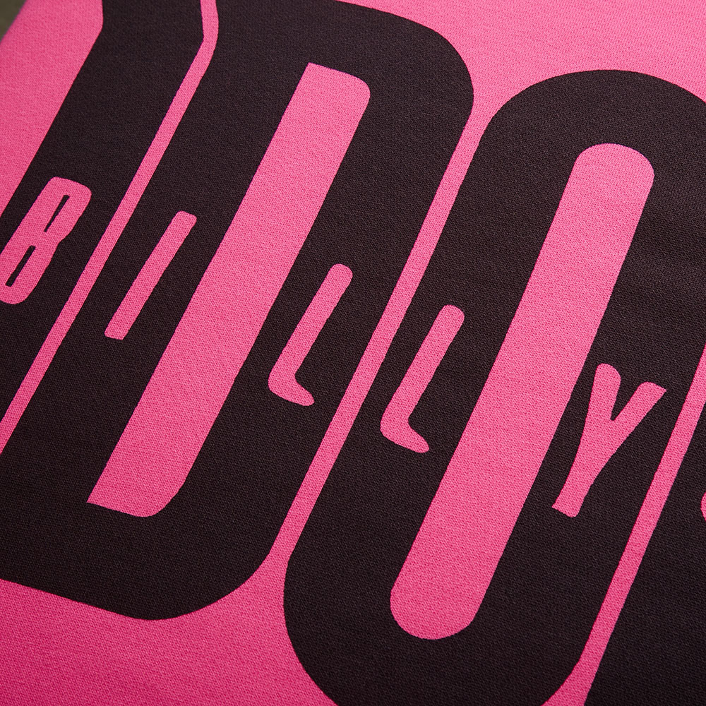  天猫奢品直营卫衣