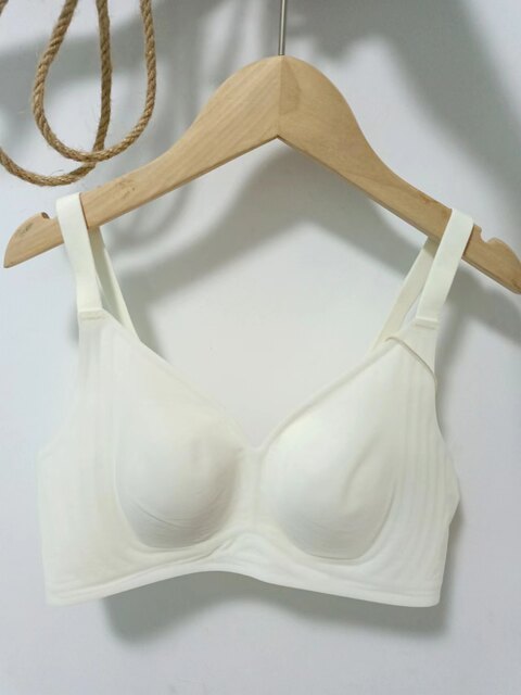 Original ultra-thin, cool, soft and comfortable bra without wires