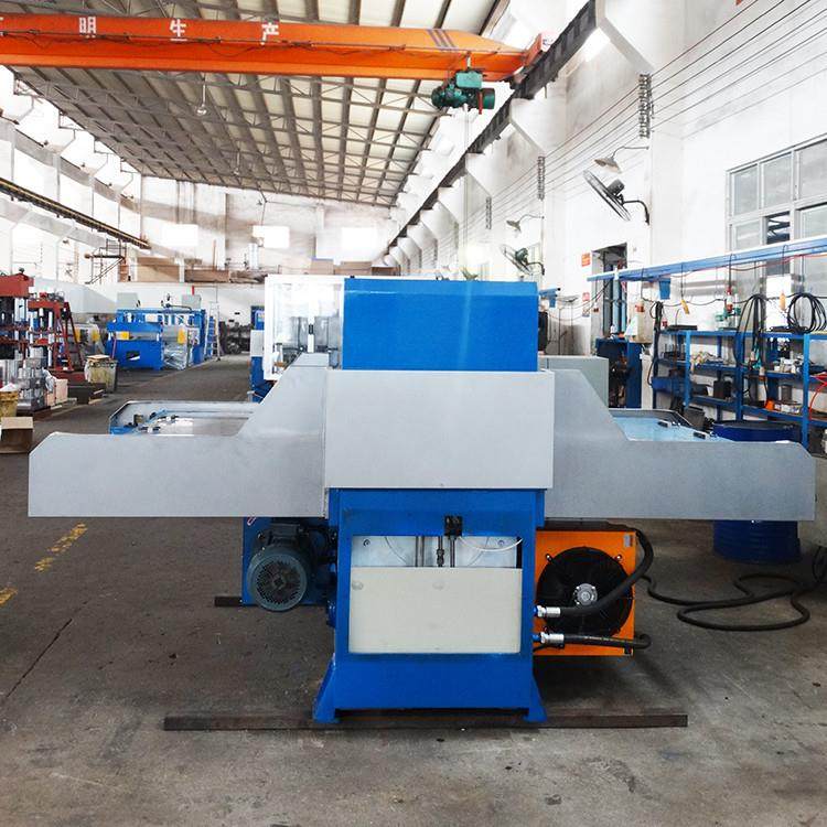 供应全自动精密四柱自动平衡油压裁断机,液压裁断机,淘宝优惠券,粉丝福利购,淘宝优惠卷