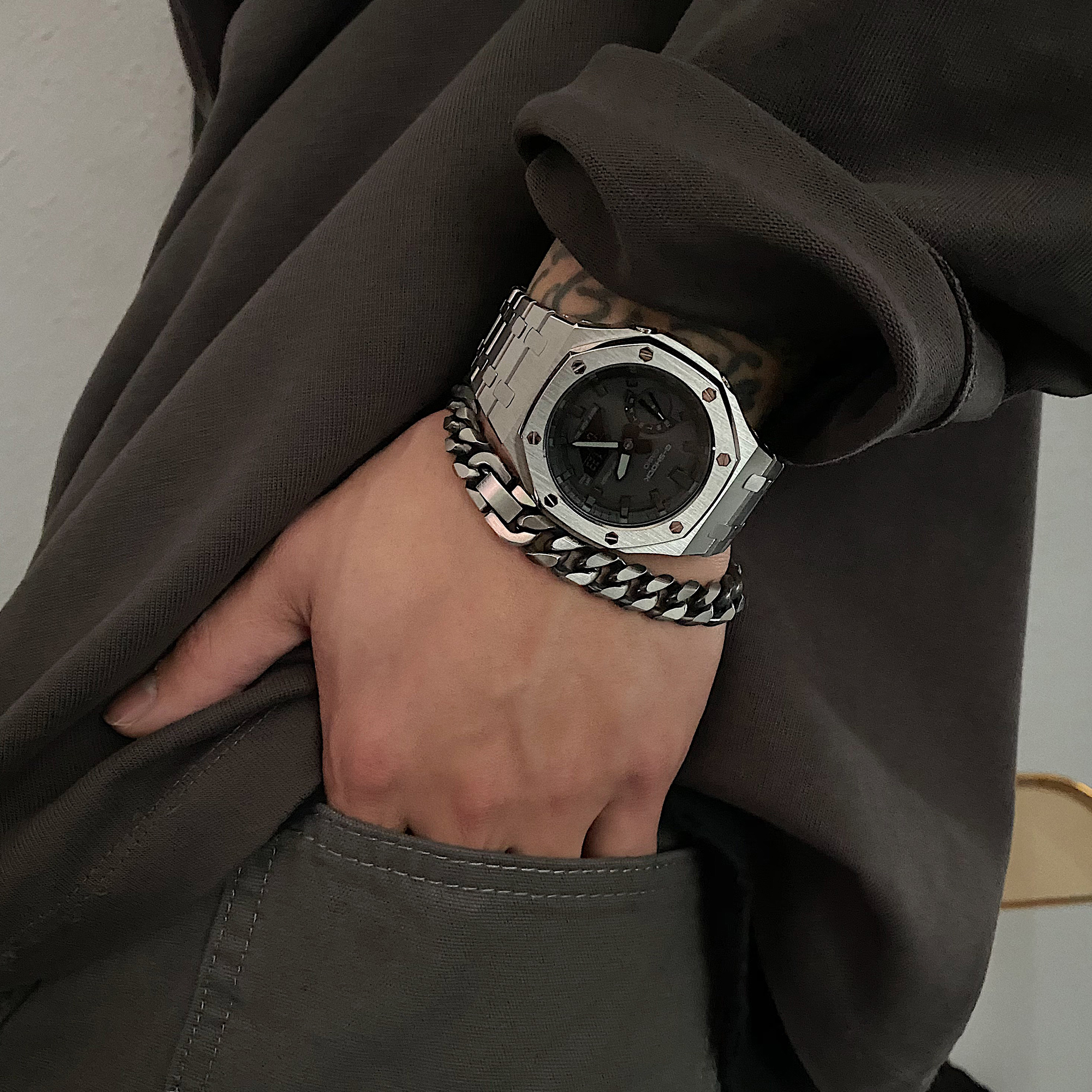 SAZ 做旧复古港风宽版古巴潮流手链钛钢个性嘻哈手环男女简约配饰 - 图1