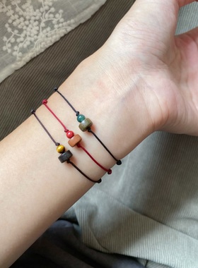 小小的木制简约小手绳哦