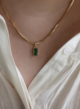 复古宫廷风蛇骨链祖母绿黑色方钻锁骨链金色项链钛钢镀K金不掉色