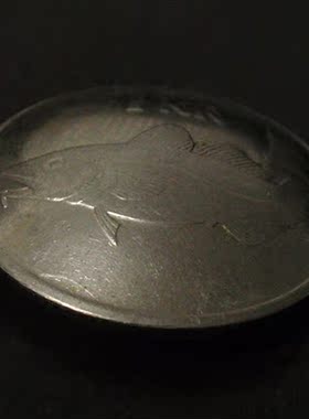 手工制作养牛硬币扣 外国币 财布扣 冰岛鱼 约21MM D27一02
