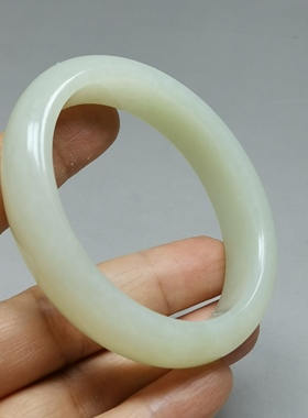 天然和田玉手镯52mm圈口贵妃玉镯