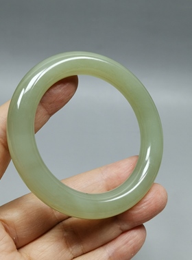 22年老店天然和田玉晴水手镯51mm圈口女款玉镯编号5103