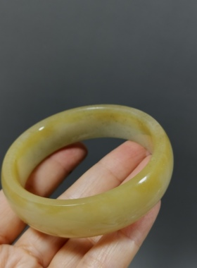 天然和田玉糖青白玉58.5mm手镯