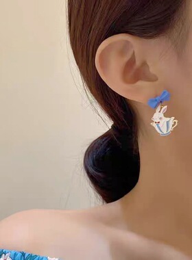 韩版卡通甜美ins风可爱耳环女蓝色蝴蝶结小兔子茶杯复古百搭耳饰