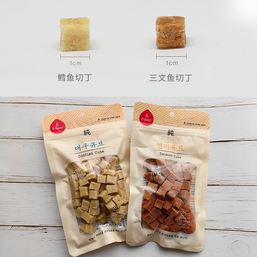 出口韩国狗狗零食Finiki宠物食品纯鳕鱼三文鱼切丁小型犬训狗奖励 - 图1