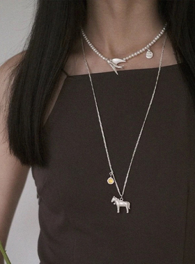 SAMPAN小众设计感小马项链女高级感简约时尚生肖动物毛衣链