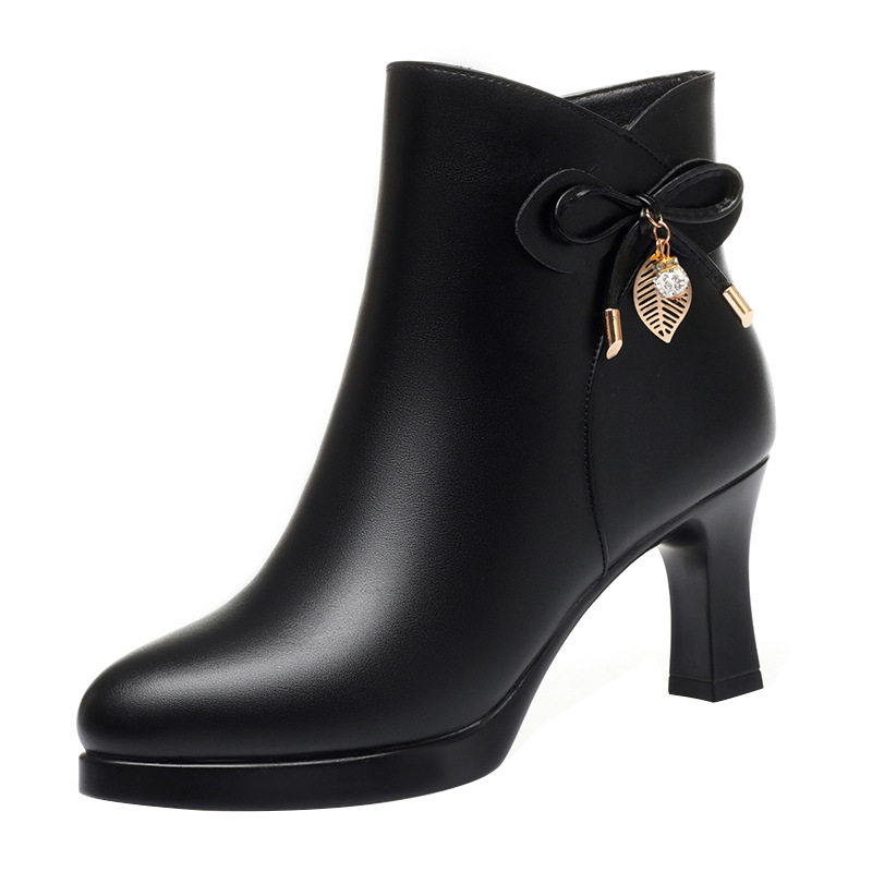 一件代尖头冬季加绒皮鞋短筒妈妈鞋发高跟短靴女百搭气质时装靴子,淘宝优惠券,粉丝福利购,淘宝优惠卷