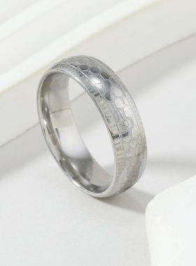 跨境钛钢蜂巢戒指2365