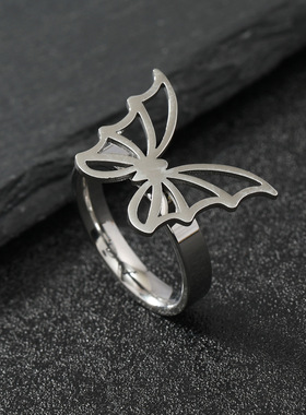 钛钢蝴蝶镂空食指戒指