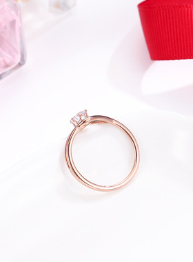 新款钛钢玫瑰金镶钻戒指女时尚
