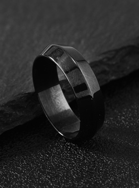 时尚简约朋克风钛钢戒指