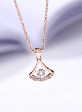 玫瑰金扇形镶钻钛钢项链