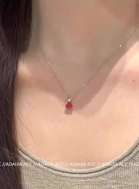 精致甜美粉色爱心吊坠项链女款2026新款少女感锁骨链小众设计颈链
