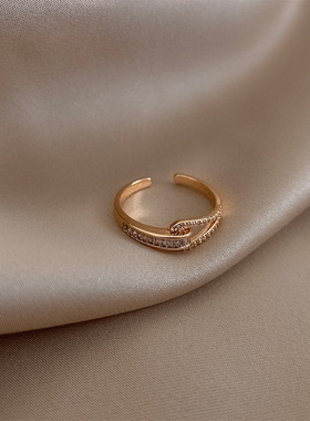 日韩精致锆石戒指女新款轻奢