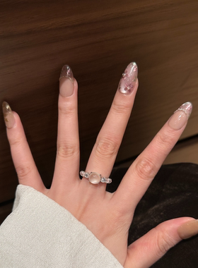 清冷感蛋面小众轻奢女戒