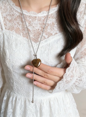 虎眼石爱心抽拉项链女