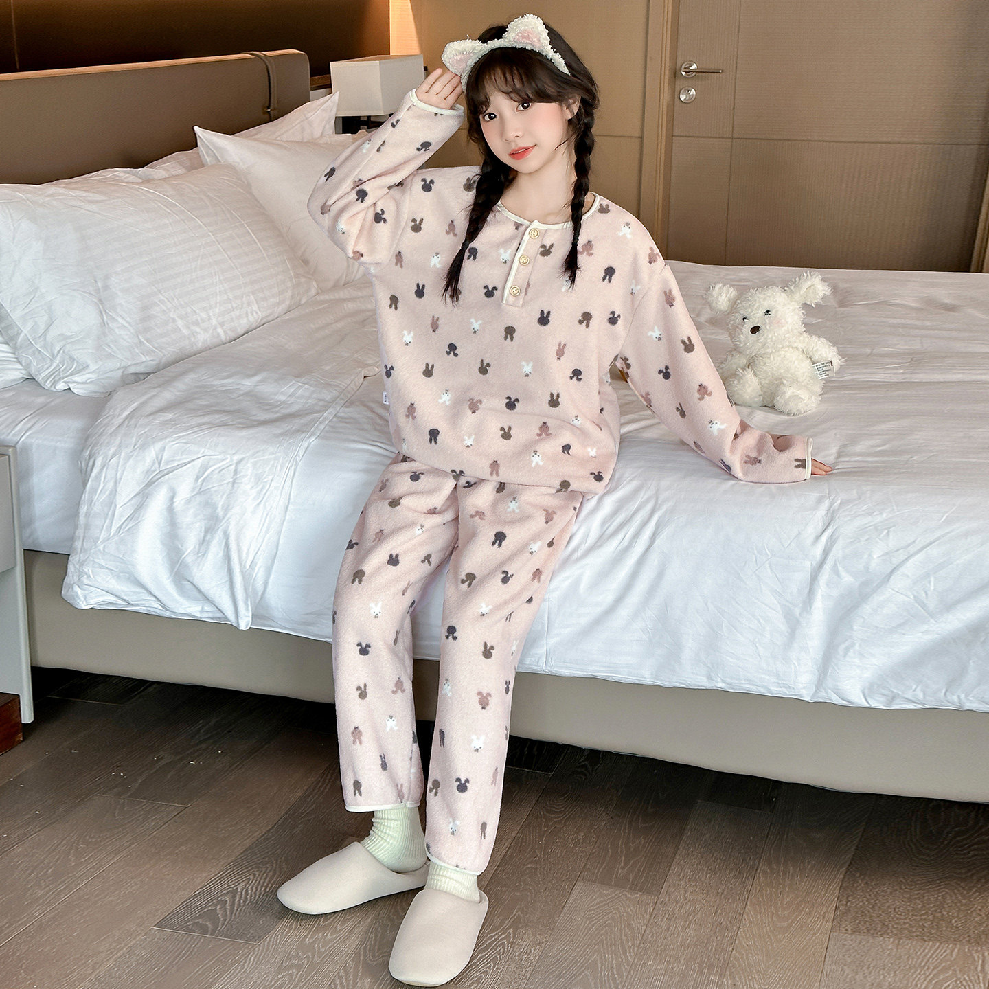 女童睡衣套装2025新款儿童冬季珊瑚绒家居服小女孩米粒绒保暖套装,淘宝优惠券,粉丝福利购,淘宝优惠卷