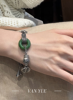 S925银鱼纹银饼麻花流苏链和田玉老型珠碧玉平安环手链