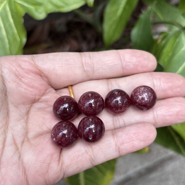 天然透闪车厘子水晶草莓晶珠子散珠DIY红色