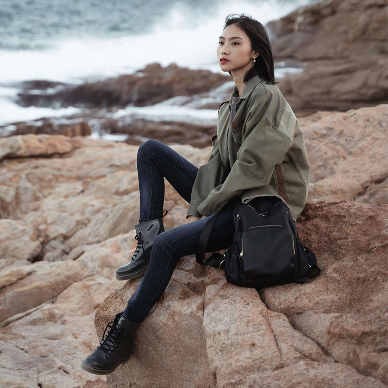 elle 80313休闲旅游女电脑包女包 elle箱包双肩背包