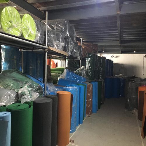 定制彩色背胶毛毡幼儿园墙壁装饰摄影背景隔音不织自粘绒布1--5mm - 图1