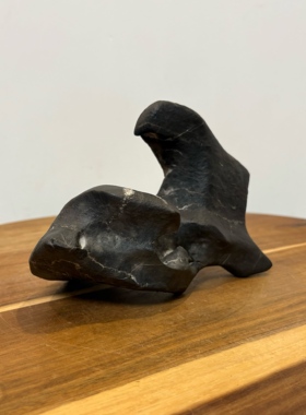 长耳兔 天然太湖石桌面摆件 原石头象形石兔子 书桌茶桌博古架