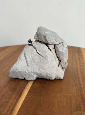 白太湖香炉山形摆件天然原石原底 书桌博古架茶桌面石头装饰摆件