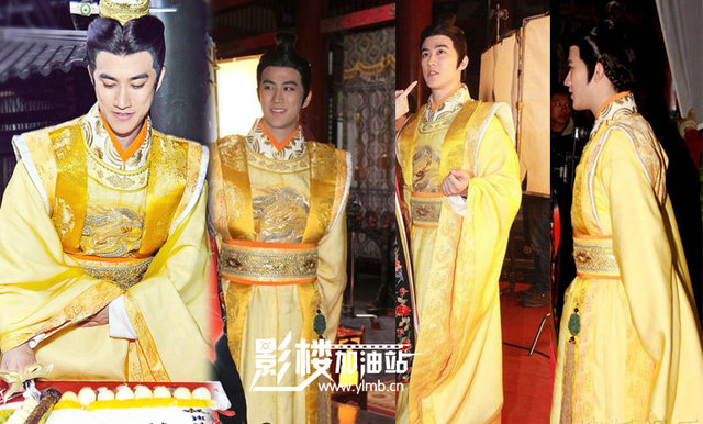 The same style as Emperor Wu Zetian's costume in the film and television drama Li Zhi