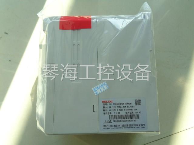 德力西 220V变频器 CDI-EM60G2R2S2 2.2KW 10A 三相220V输出仪器 - 图1