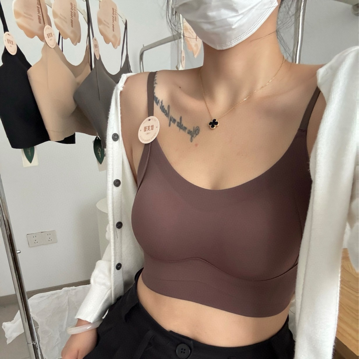 667702加厚杯无钢圈小胸聚拢提拉文胸内衣隐形无痕透气美背裹胸 - 图2