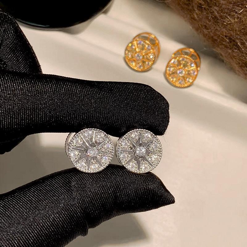 D家精致罗盘C型圈圈耳环女纯银八芒星小众轻奢耳扣微镶锆石耳饰品,淘宝优惠券,粉丝福利购,淘宝优惠卷