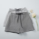 Outerwear summer ຂອງແມ່ຍິງກິລາກາງເກງຂາສັ້ນສີດໍາແລະສີຂາວ