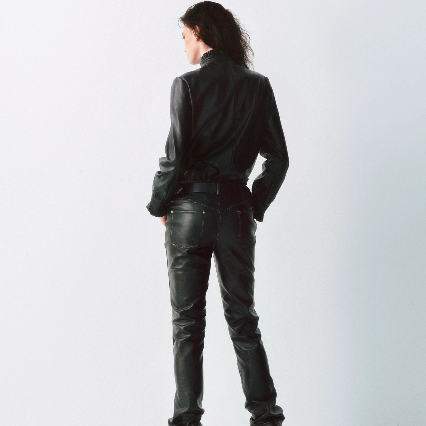 LUCENCY25AW 纽扣装饰皮裤 脚口堆褶修身长裤女秋冬甜酷时尚裤子,淘宝优惠券,粉丝福利购,淘宝优惠卷