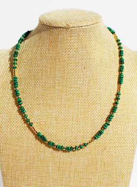 孔雀石拼接金圆球锁骨项链