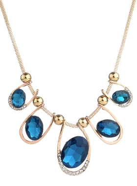 日韩新潮轻奢百搭小众设计感大宝石项链女名媛夜宴礼服皓石锁骨链