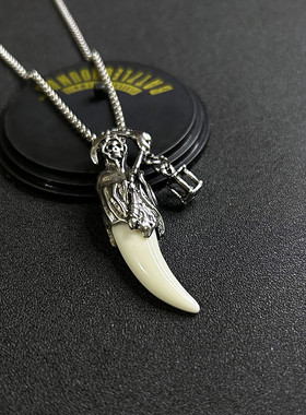 死神镰刀提灯霸气仿真狼牙项链男