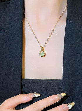 新中式复古仿和田玉钛钢项链