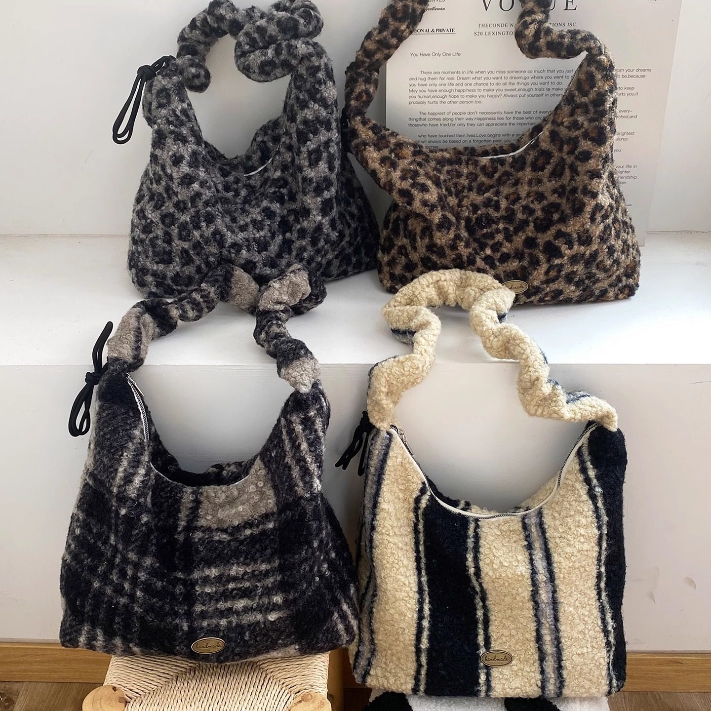 复古格子毛绒斜挎包韩版高颜值小众腋下包大容量慵懒风通勤背心包,淘宝优惠券,粉丝福利购,淘宝优惠卷