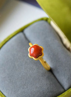 女款蛋面红玉镀金活口戒指