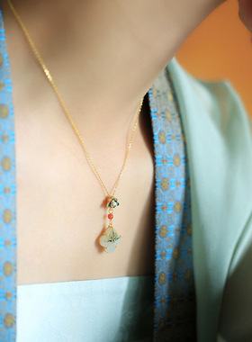 原创设计四叶草古法金国潮锁骨项链水晶石小众百搭气质吊坠女士款