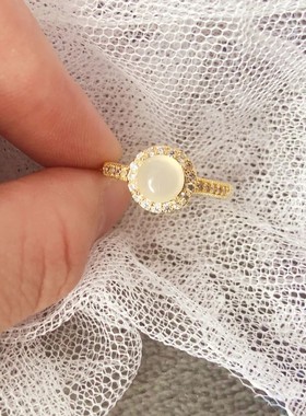 日韩风高颜值白石蛋面镶钻戒指女