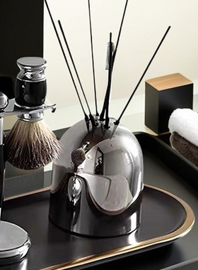 现代轻奢样板间现代卫生间收纳托盘香薰剃须刀浴室台面装饰品