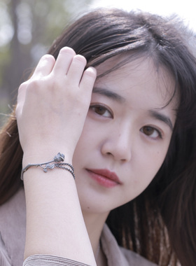 荆棘何所惧，若你是玫瑰手链纯银