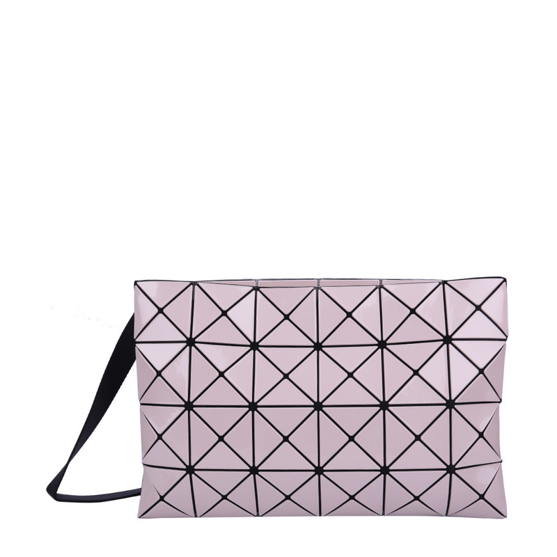 三宅一生女款多色pvc单肩斜跨包 怀轩女士包袋