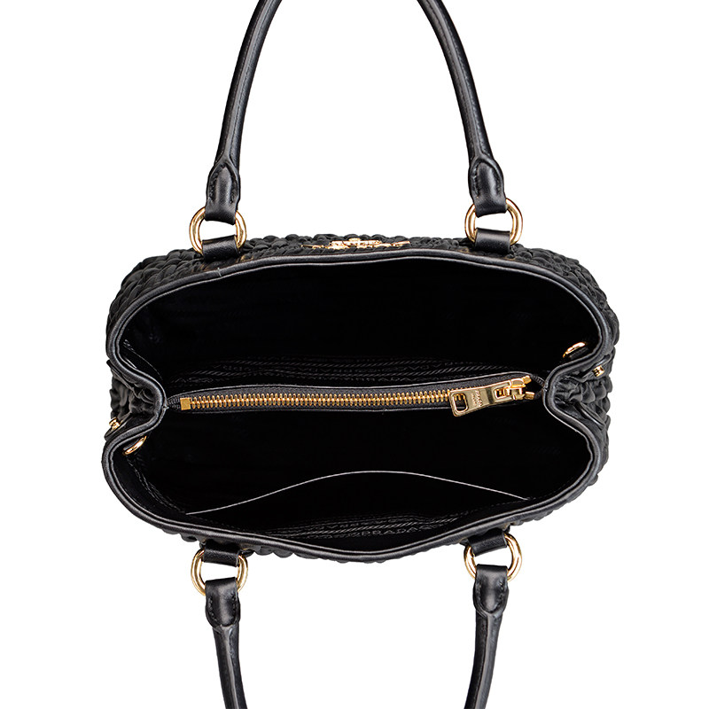 prada /普拉达羊皮褶皱黑色手提包 KeanGlobal海外女士包袋